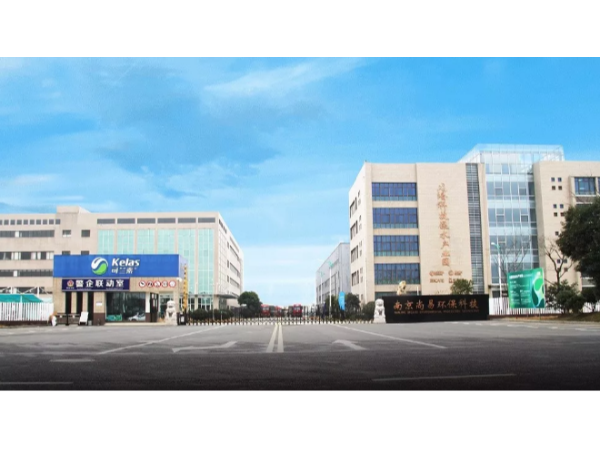 江蘇龍蟠科技股份有限公司<i style='color:red'>加注尿素泵</i>案例